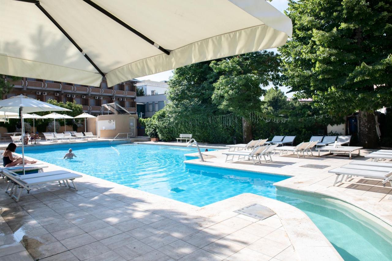 Silva Hotel Splendid Fiuggi Exterior photo